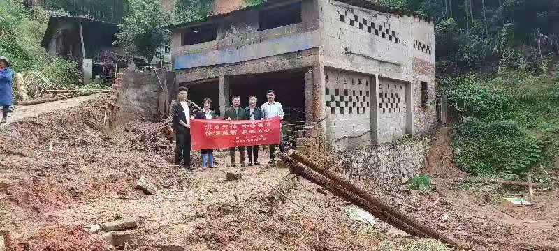 中华财险桂东支公司积极开展暴雨灾害理赔