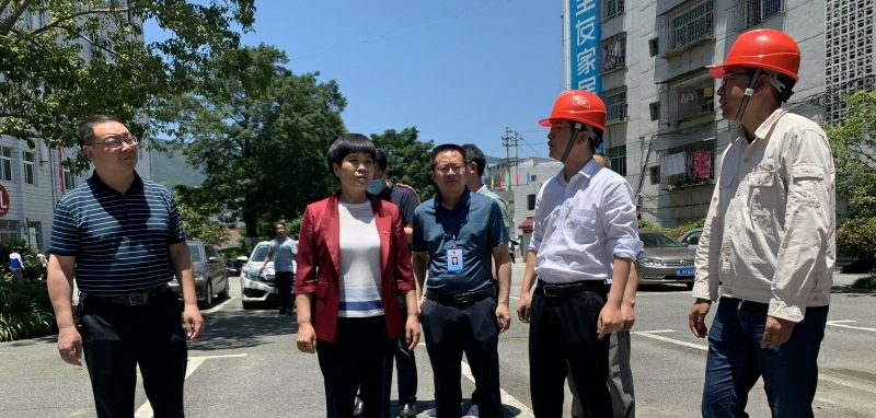 劉真檢查指導(dǎo)“兩考”考前準(zhǔn)備工作
