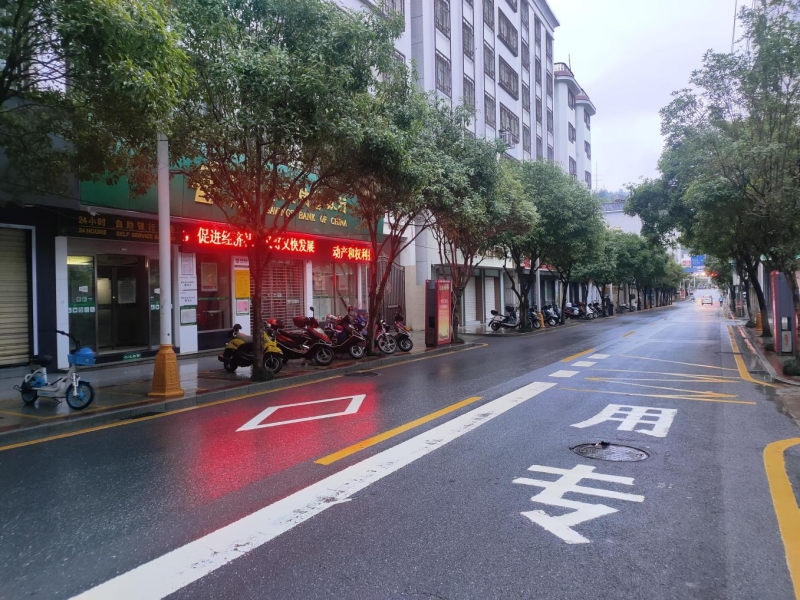 桂东：严治渣土运输 净化城市道路
