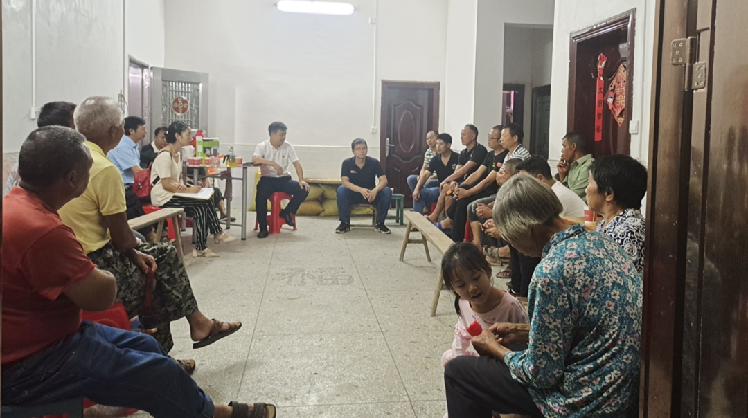 普乐镇东水村：“农家夜话”话发展、聚民心