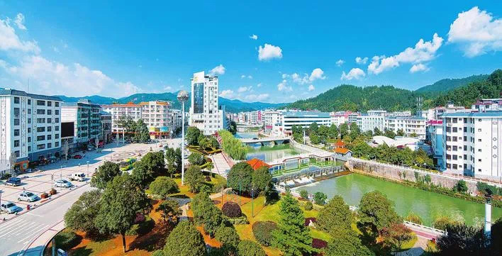 伍志平：坚持高质量发展 实现绿色崛起