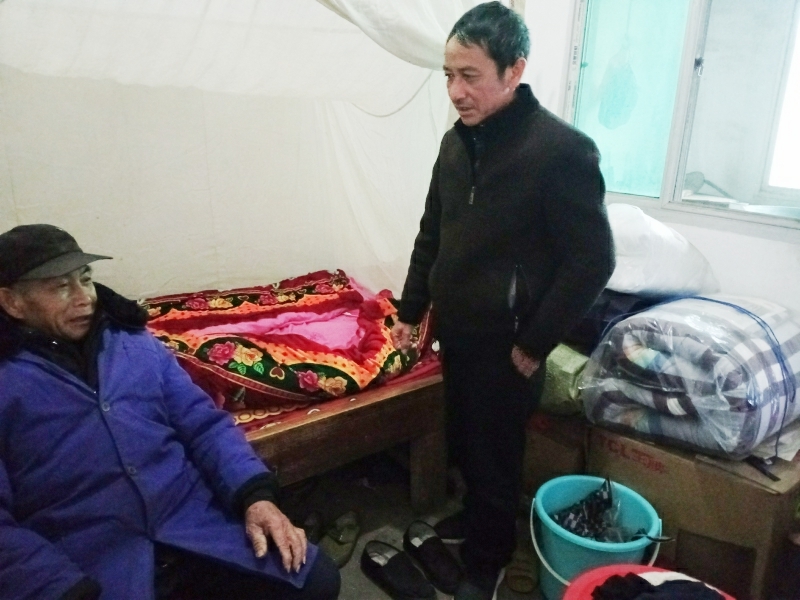 清泉镇：为村民添置新衣新被温暖过冬
