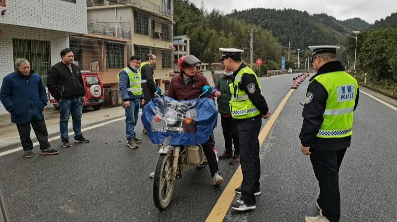 清泉镇：多措并举开展安全生产工作