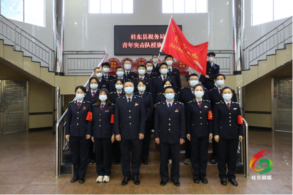 桂东税务：“税务蓝”携手“志愿红”构筑疫情防控钢铁防线