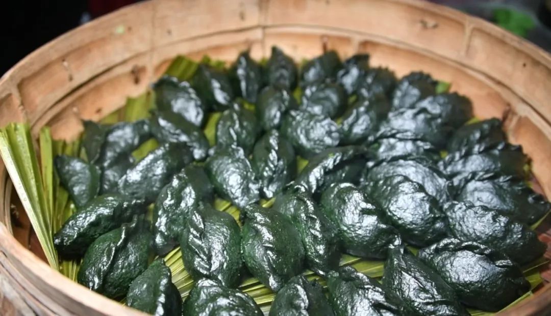 郴州桂东幸福的味道清明艾糍香