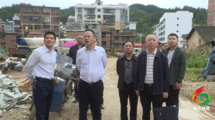 伍志平调研西城棚户区改造项目工作