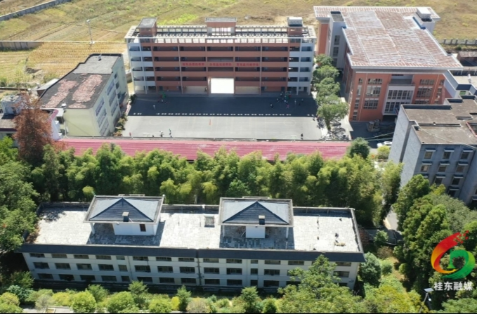 【喜迎二十大】桂东十年 教育蝶变