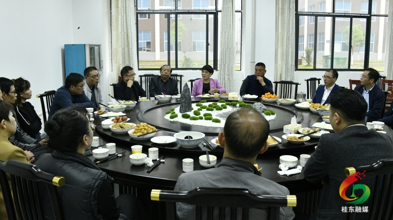 政企“早餐会”开出浓浓“发展味”