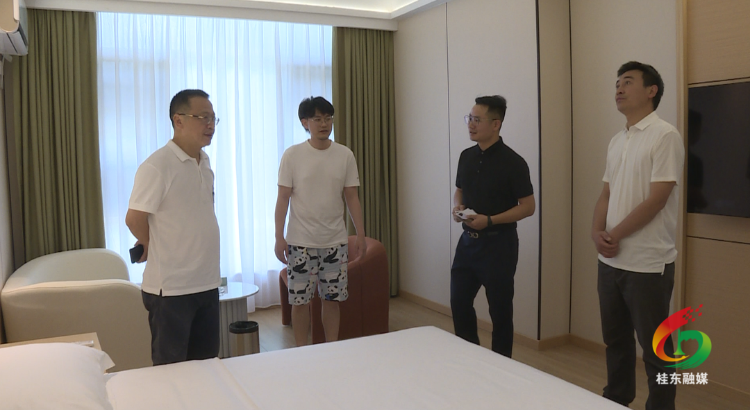 伍志平督导旅游项目建设和环境卫生整治工作