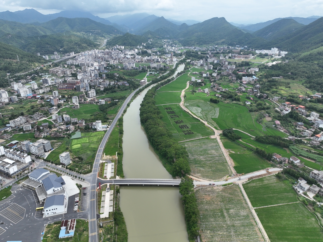 沙田军规红农旅产业园迎来大批游客打卡