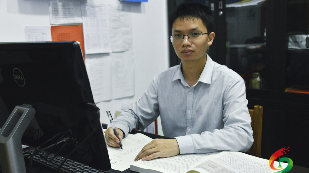 榜样的力量|廖锦明：教海无涯勤作舟 丹心热血沃新花