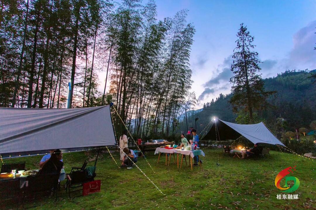 双节假期我县累计接待游客10万人次