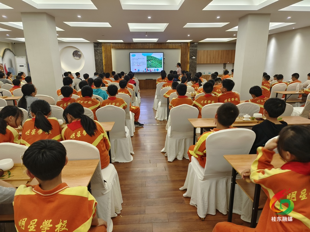 北湖区明星学校师生到我县开展研学教育实践活动