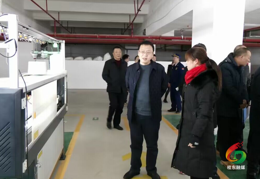 伍志平带队检查消防安全工作