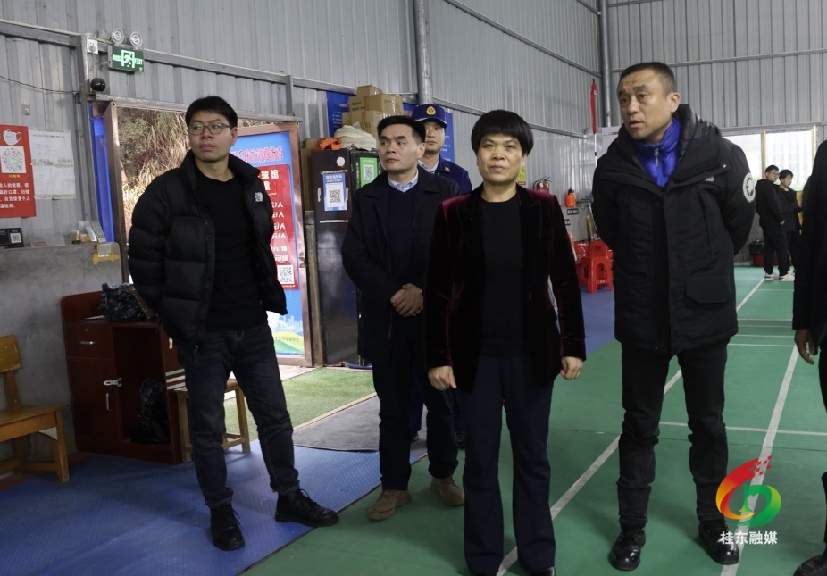 刘真带队检查春节前安全防范和物资保供工作