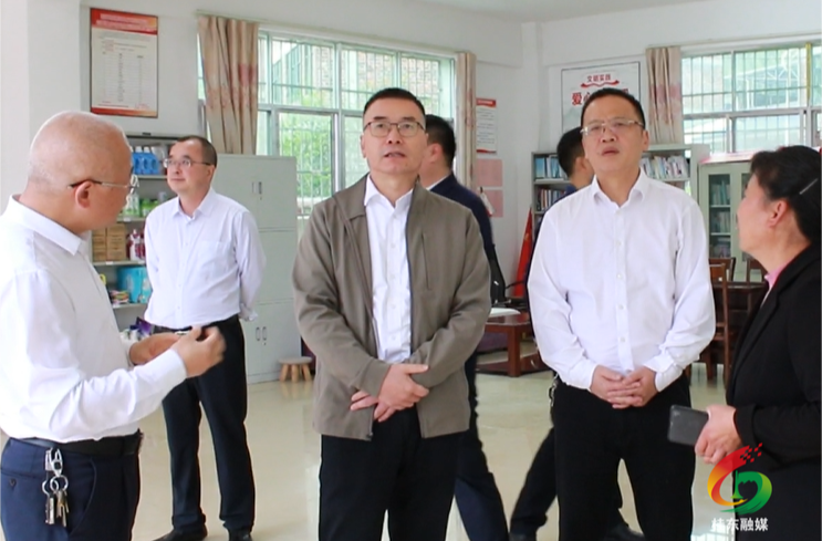 省民政厅党组书记曹忠平调研桂东