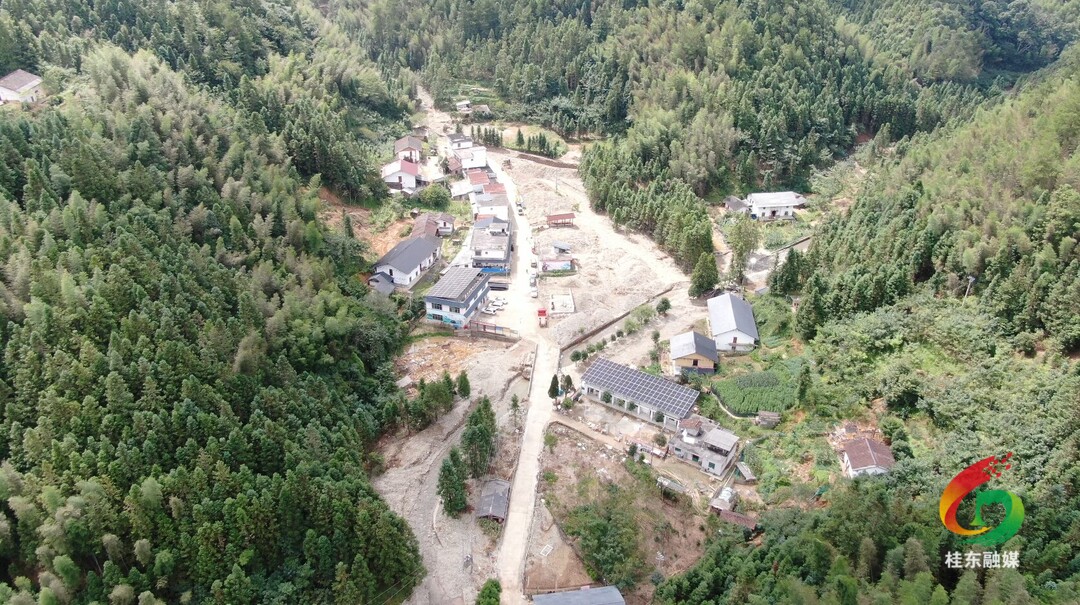 青山彩洞：干群全力以“复”  村民生活重回烟火气