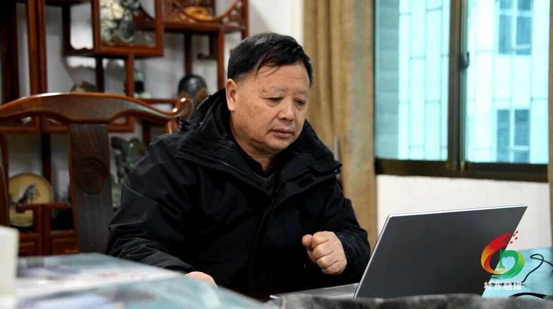 墨香纸韵伴君行——专访桂东籍作家陈应时