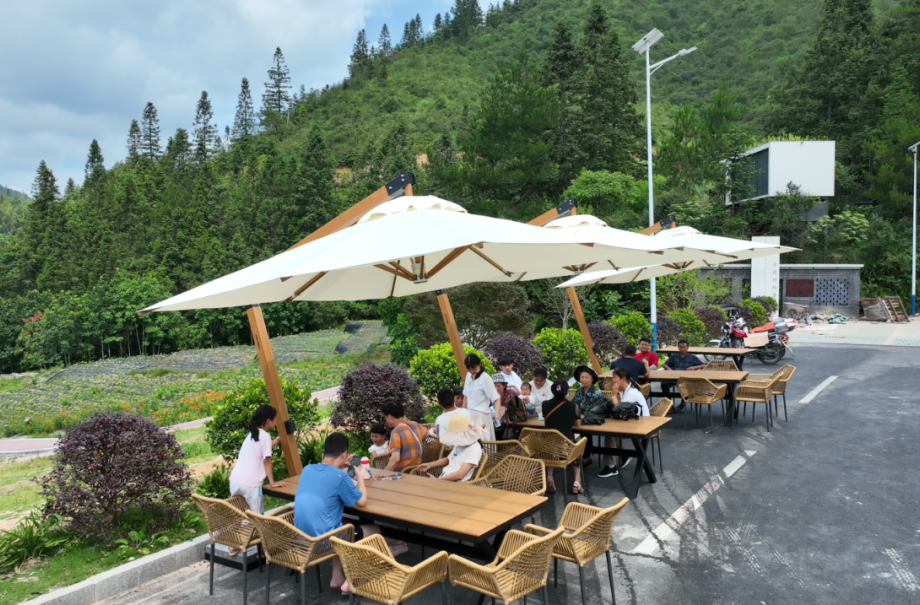 畅享23℃的夏天！“凉”心推荐：走，去桂东择一民宿居之而歇