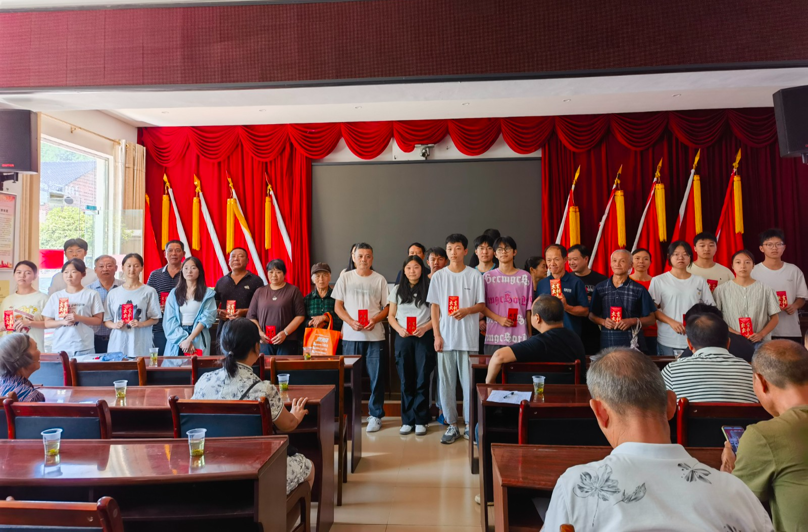 “新坊乡举办2025年奖学活动