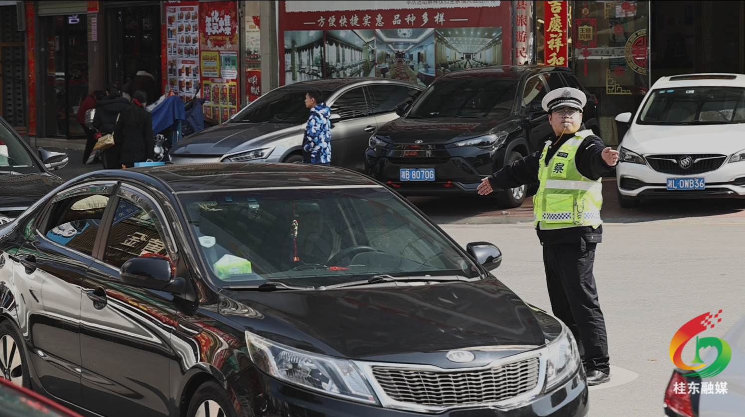 春节我在岗|坚守护平安 洁净暖新春