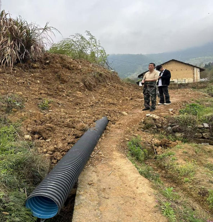 桂东：巡察发力修水渠  溪水复流助春耕