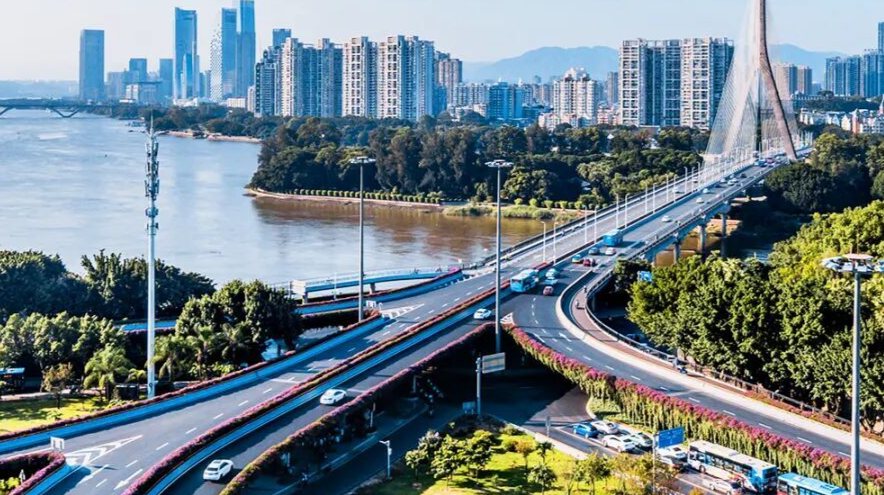 习近平谈政绩观︱解决民生问题是为政的根本