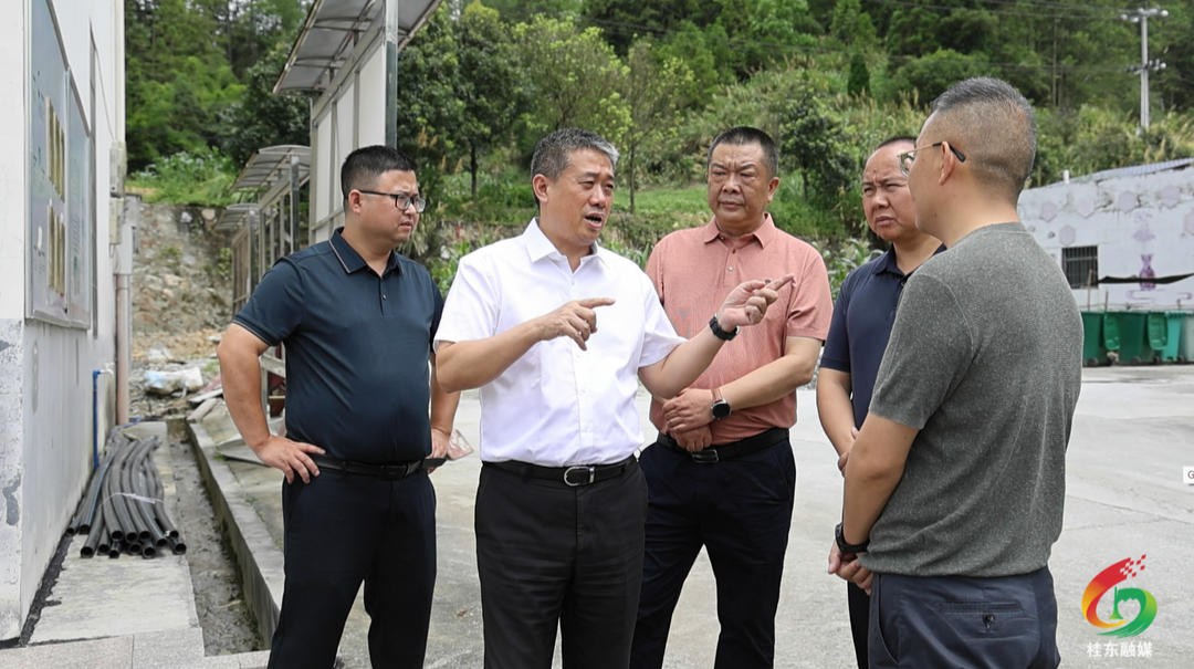 市应急管理局赴大塘镇船塘村颁发地质灾害避险奖励 基层“吹哨人”获表彰