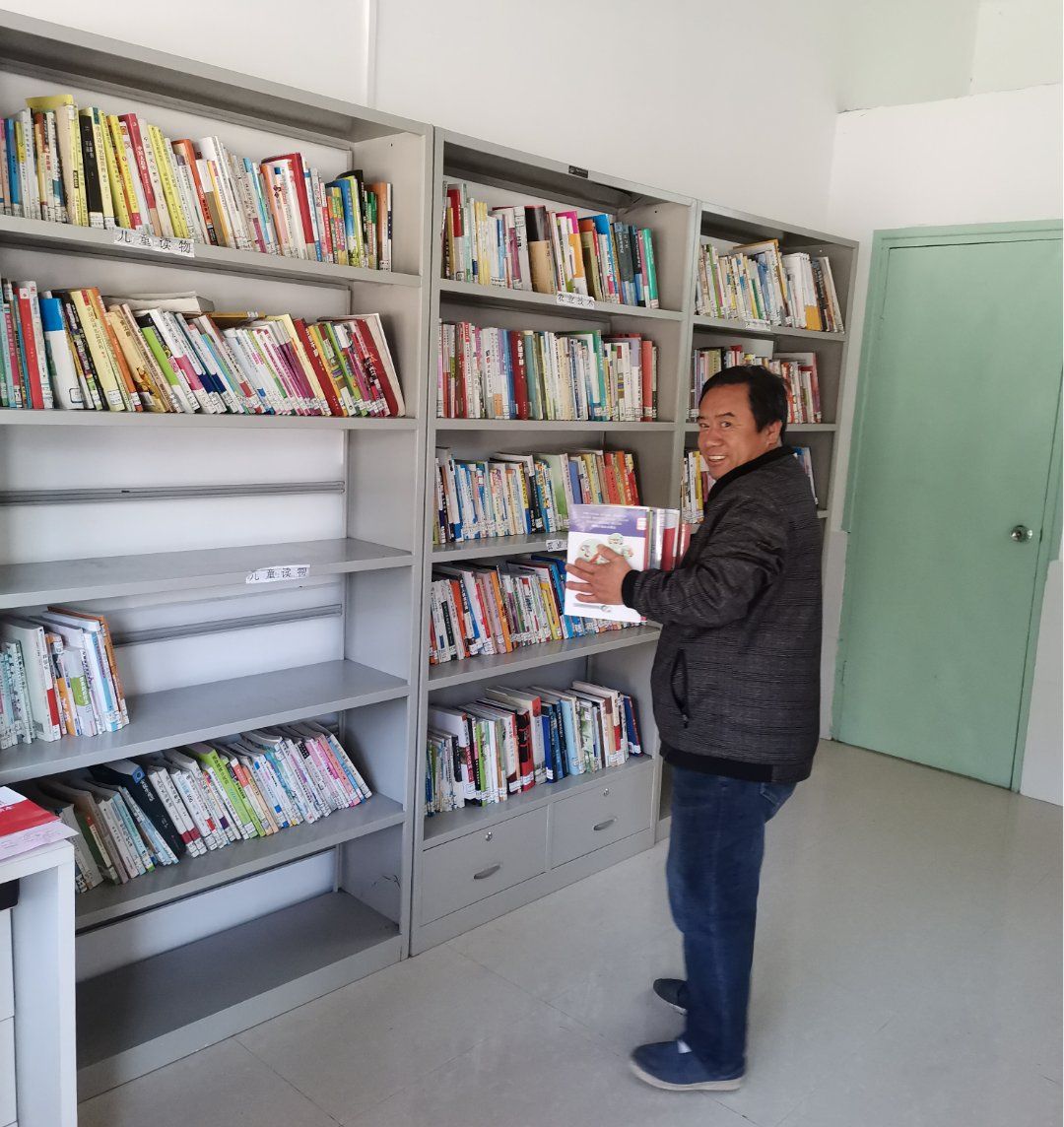 寨前镇白竹村：农家书屋添新书 建设文化“大粮仓”