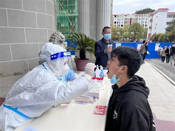 教育系统迅速行动 全力以赴筑牢疫情防线