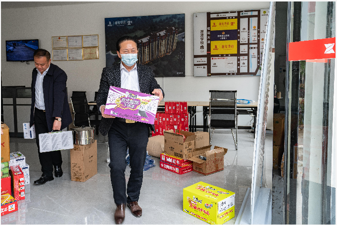 沤江镇：人大代表热心捐赠 齐心协力共同抗疫