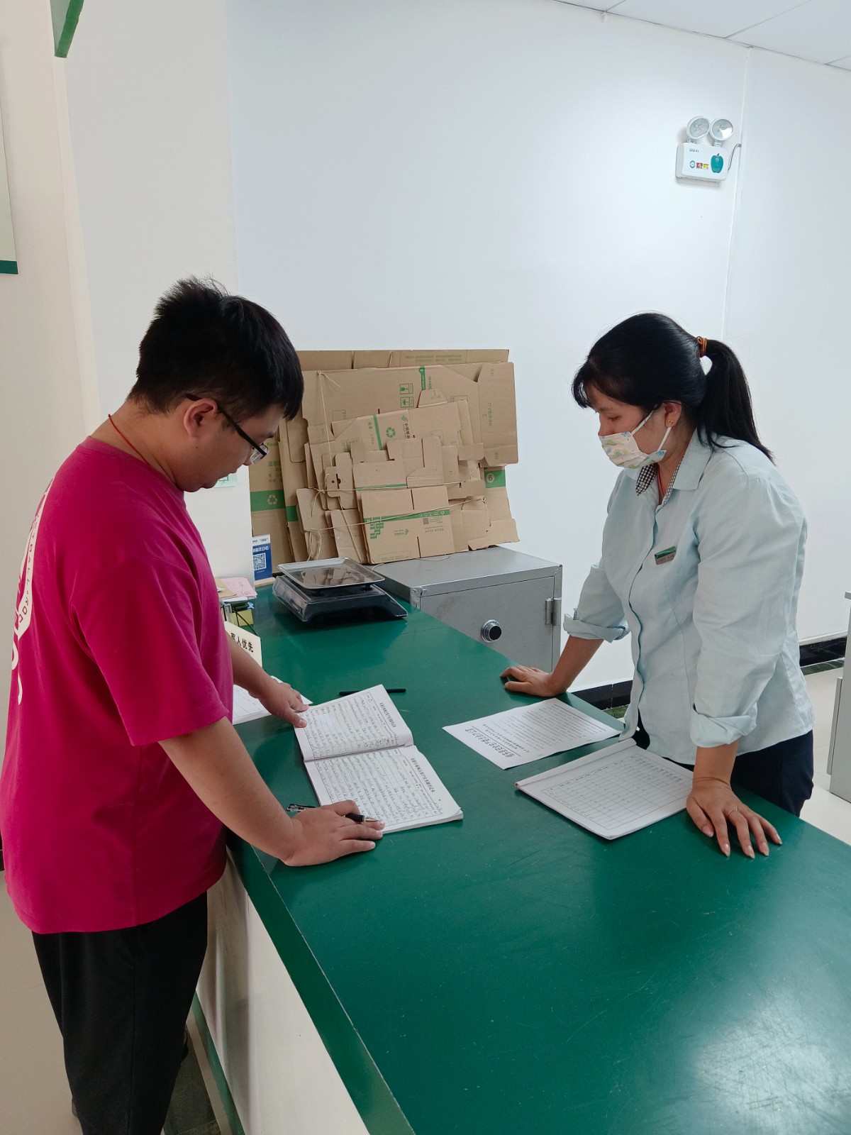 新坊乡：开展寄递仓储物流业安全大检查行动