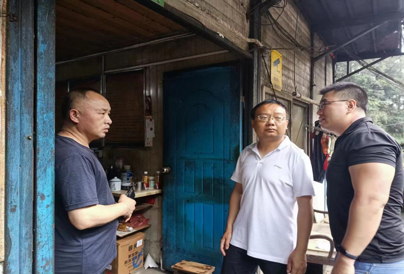 县生态环境局：提升监管效能  优化营商环境