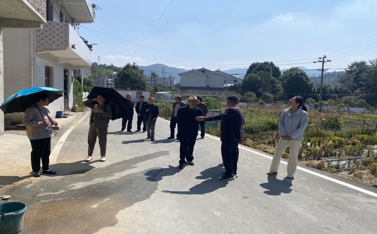 寨前镇：浓情重阳 温暖敬老