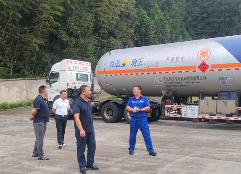 沤江镇：排查“小”场所  筑牢“大”安全